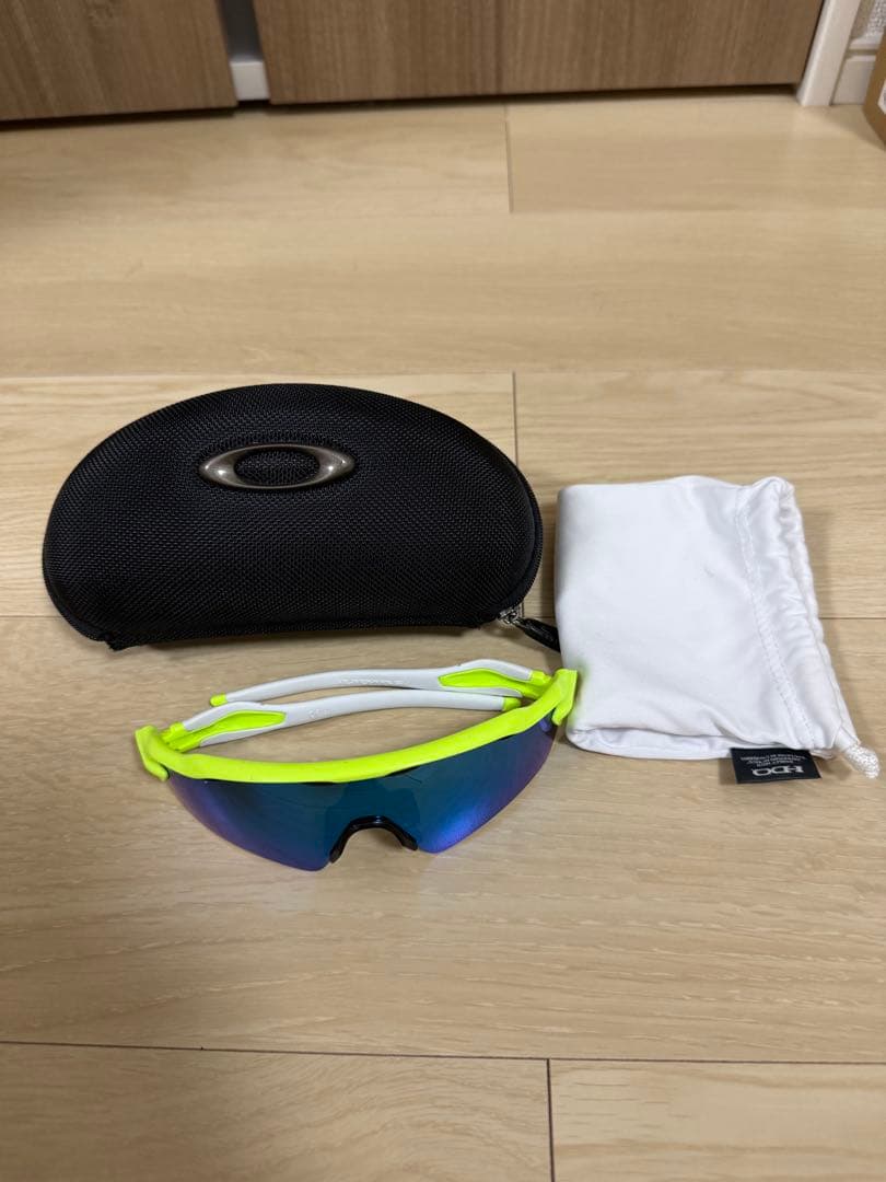Oakley スポーツサングラス ミラー
