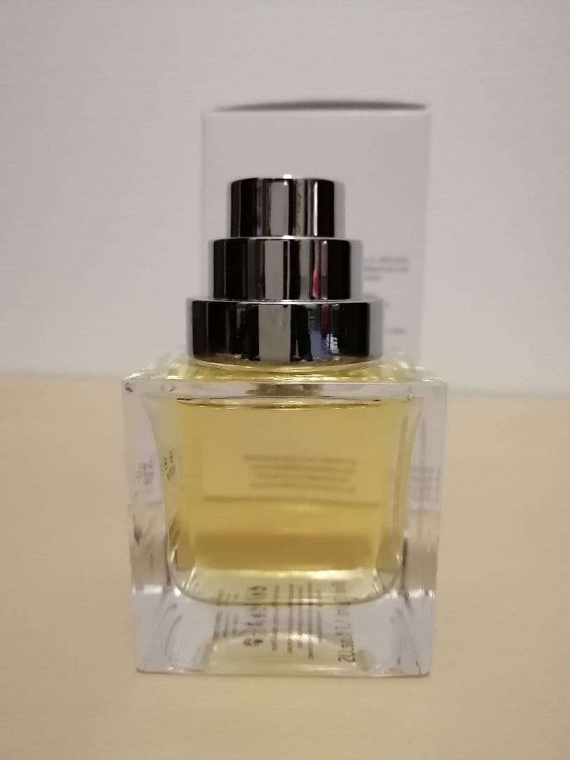 ザ ディファレント カンパニー ピュアイヴ オードパルファン　50ml