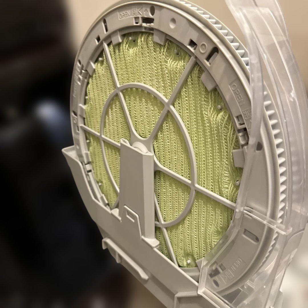 ほぼ未使用　DAIKIN 除加湿ストリーマ空気清浄機 MCZ70X-T