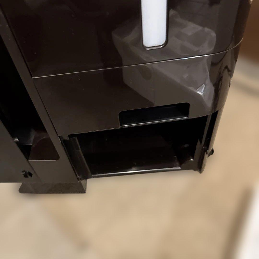 ほぼ未使用　DAIKIN 除加湿ストリーマ空気清浄機 MCZ70X-T