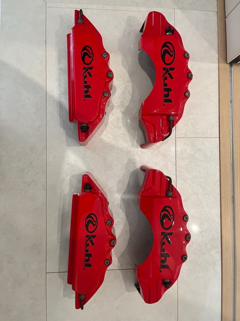 クールレーシング　キャリパーカバー