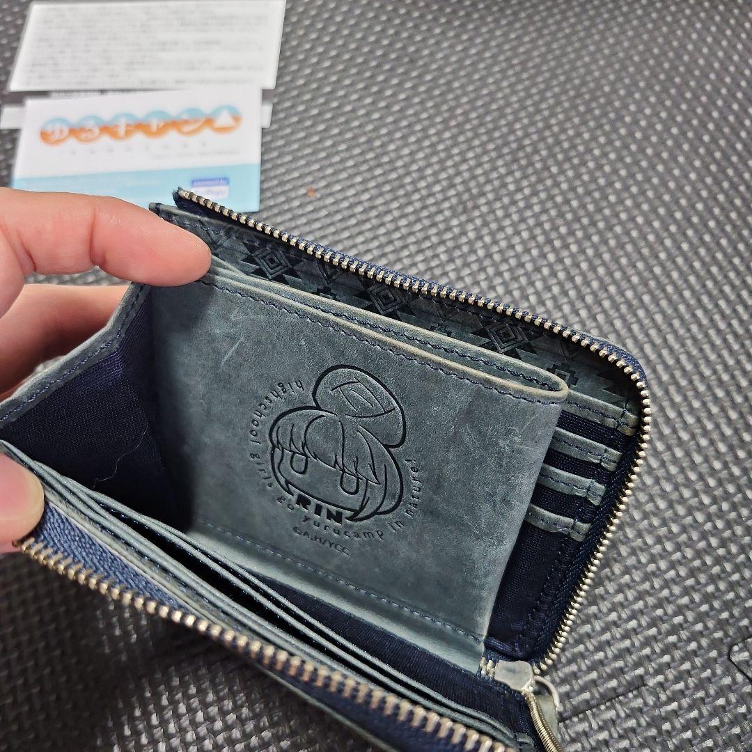 ゆるキャン リン イメージ本革ミドルウォレット ネイビー