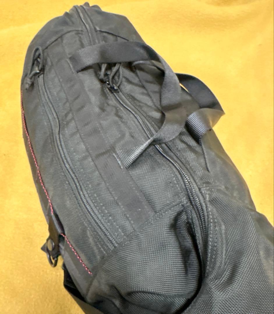 BRIEFING ブリーフィング　スライダー