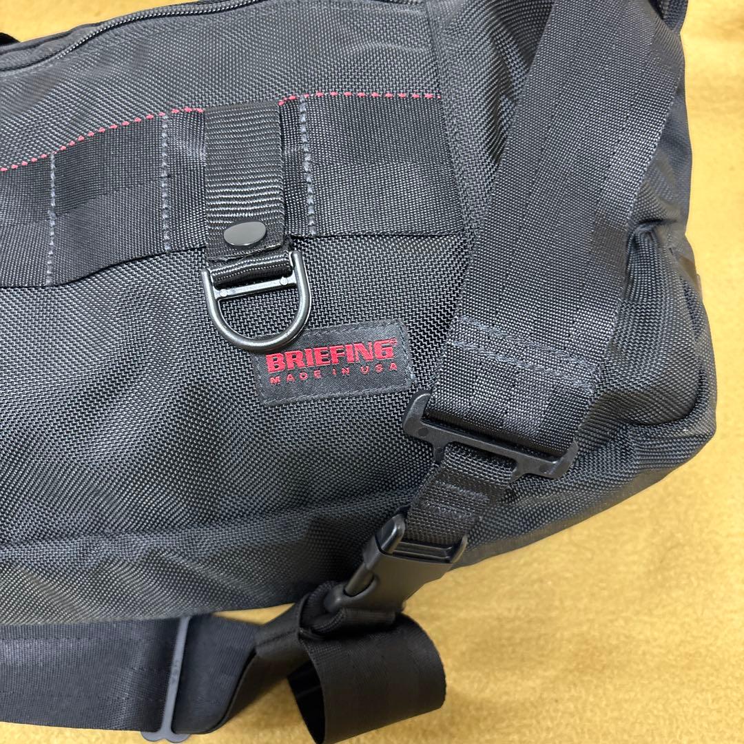 BRIEFING ブリーフィング　スライダー