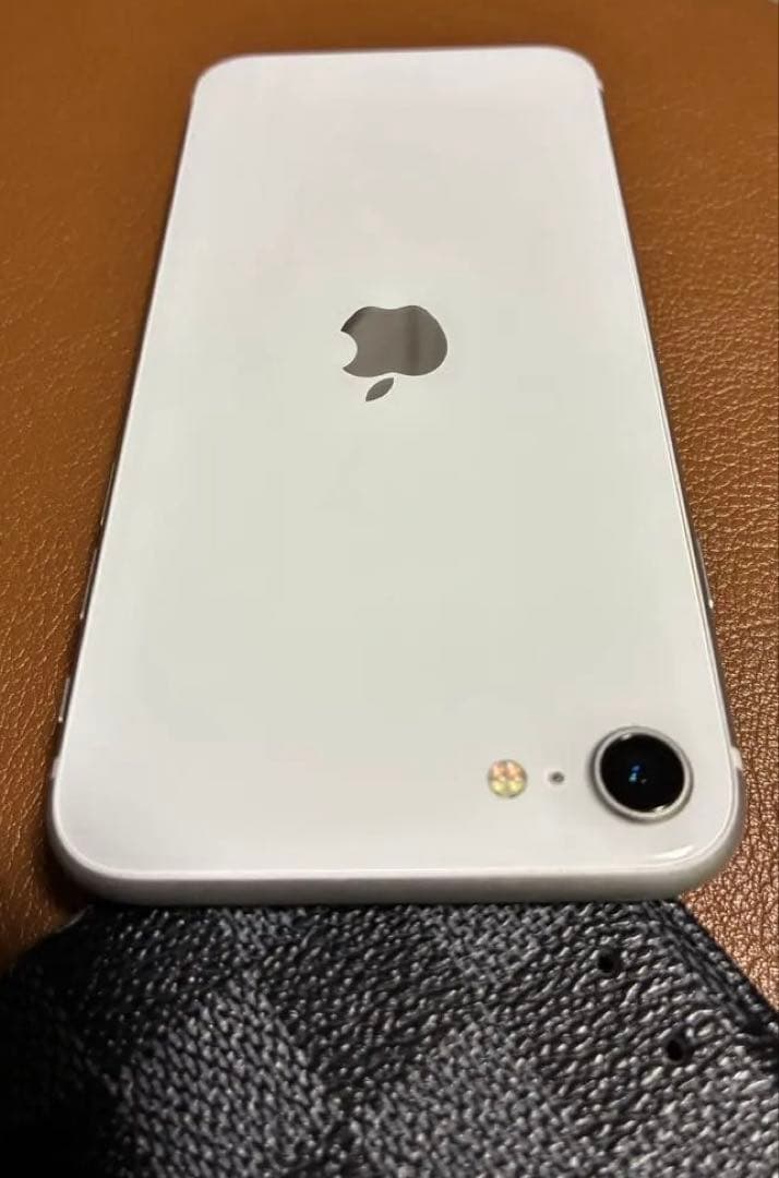 iPhoneSE 2 64GB SIMフリー