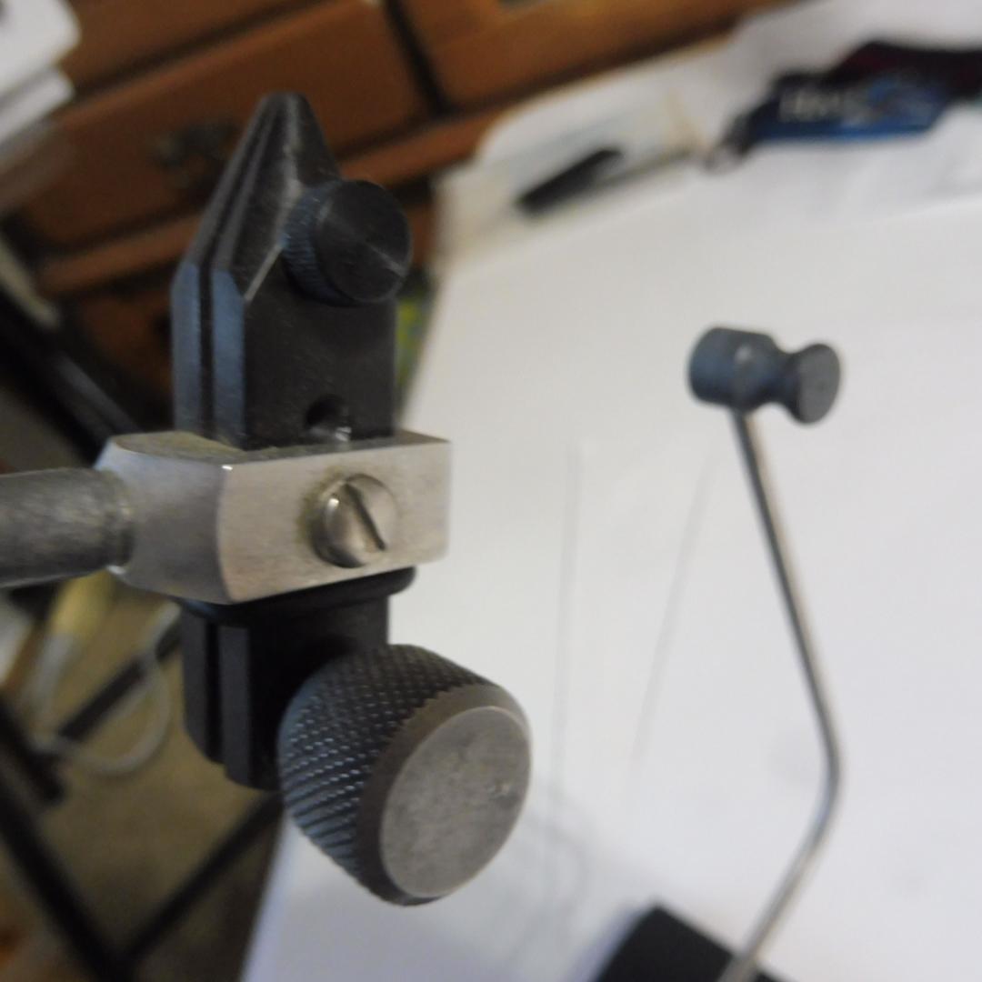 レンゼッティ RENZETTI フライタイイングバイス