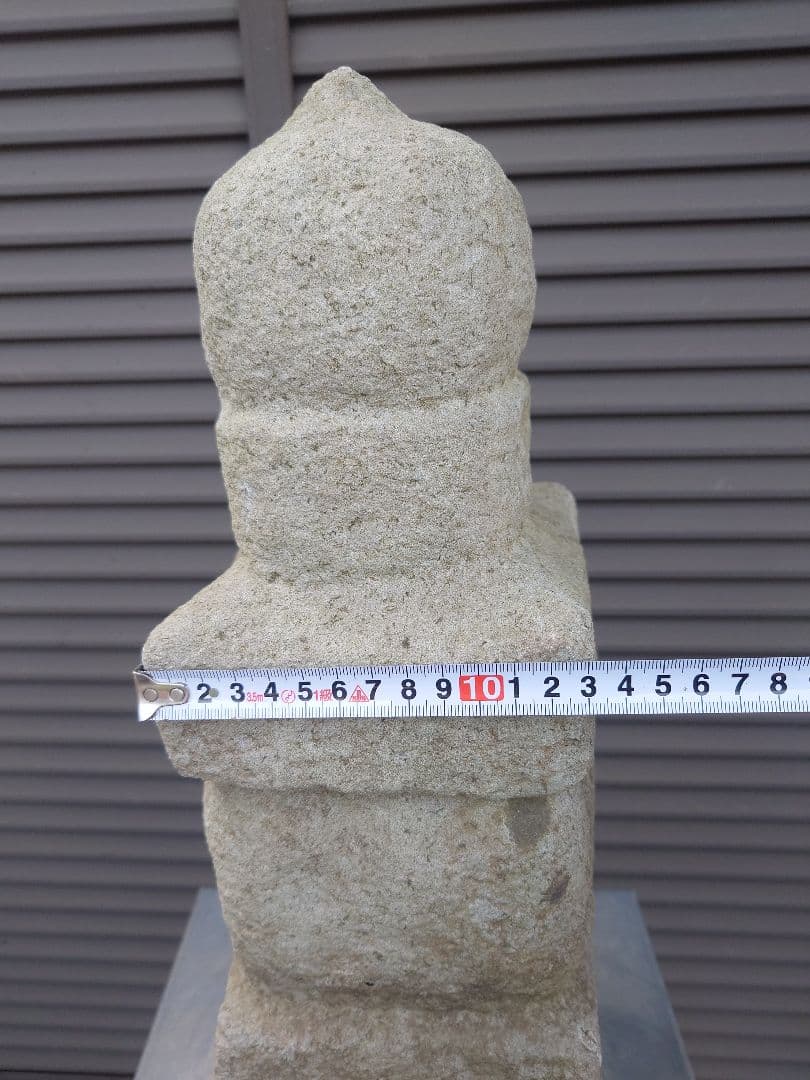 石仏　石塔　お地蔵様　五輪塔　多宝塔