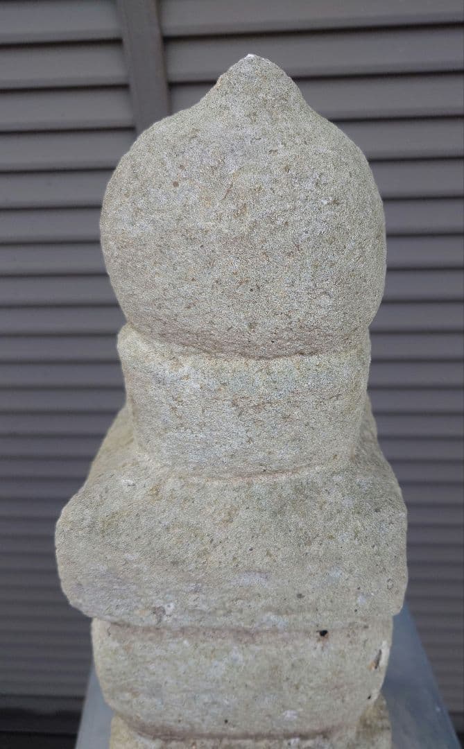 石仏　石塔　お地蔵様　五輪塔　多宝塔