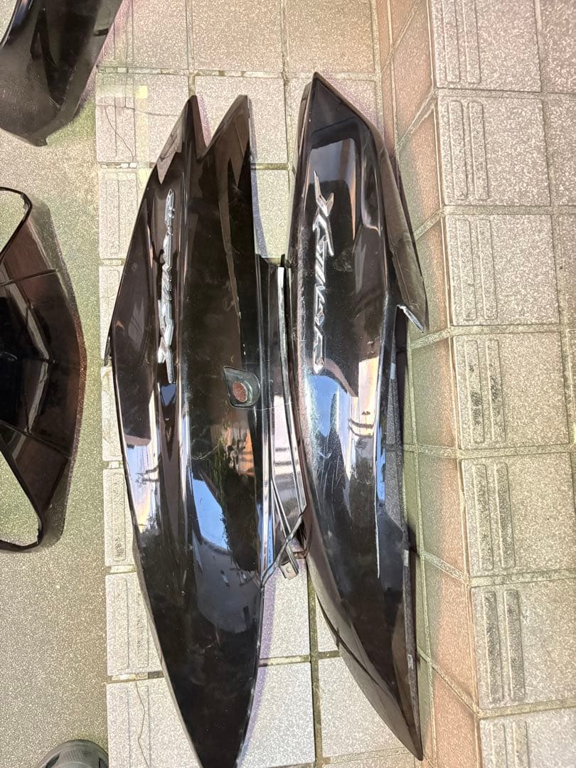 シグナス ４型　一部新品　外装　一式　黒