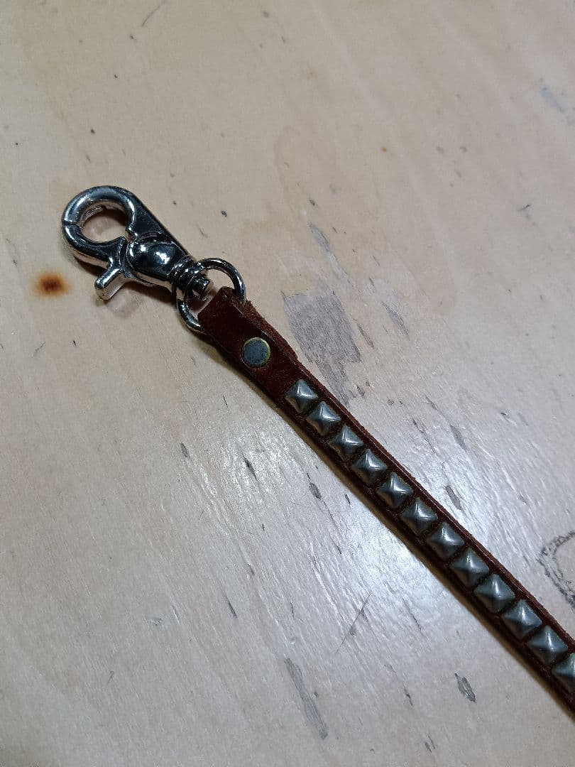 ＨＴＣ（ＵＳＡ）スタッズ付きレザーウォレットチェーン