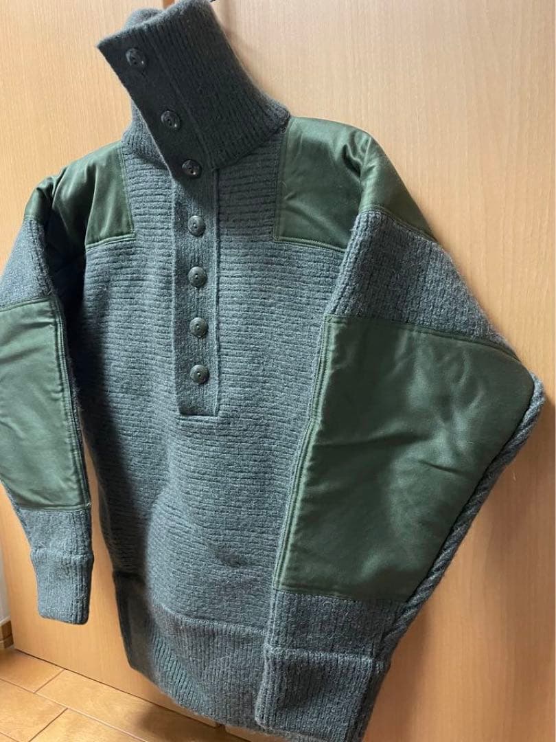 HEERESEIGENTUM オーストラリア軍 ヘビーウール セーター ニット