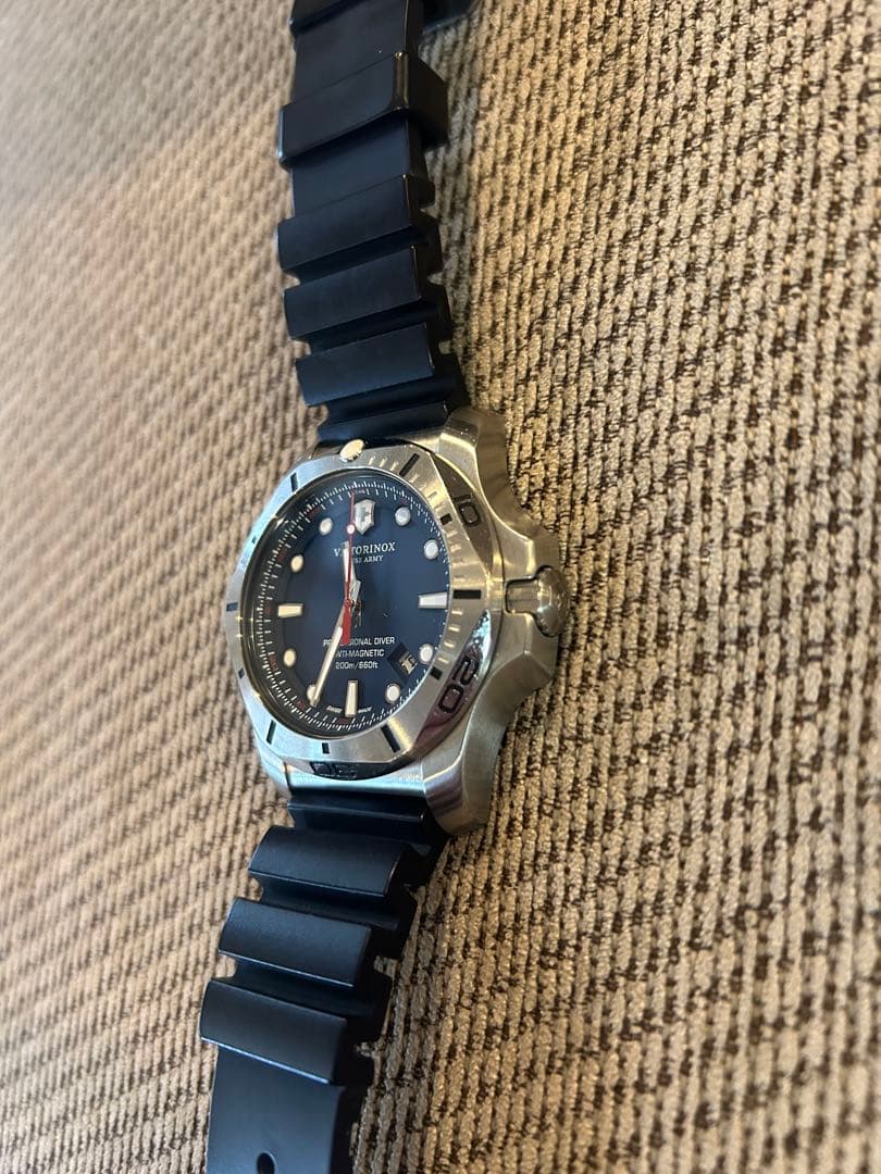 ビクトリノックス・スイスアーミー イノックスProfessional Diver