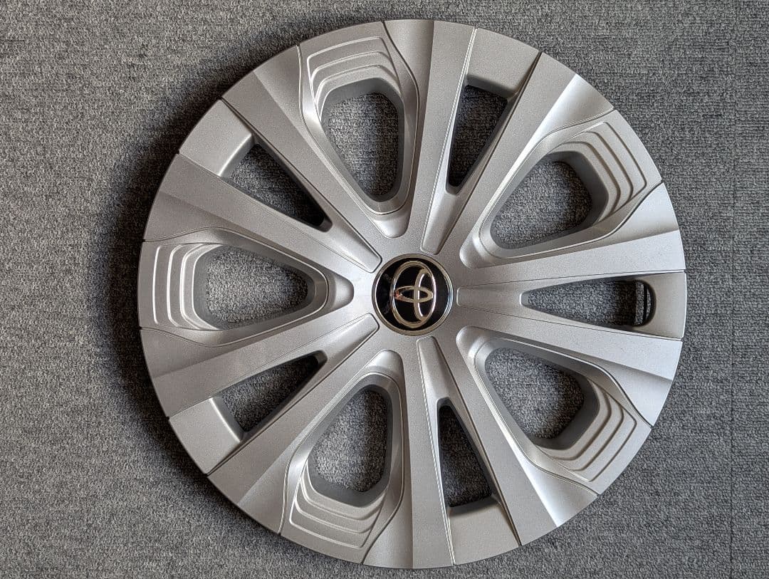 トヨタ プリウス50後期 15インチ ホイール 4枚セット