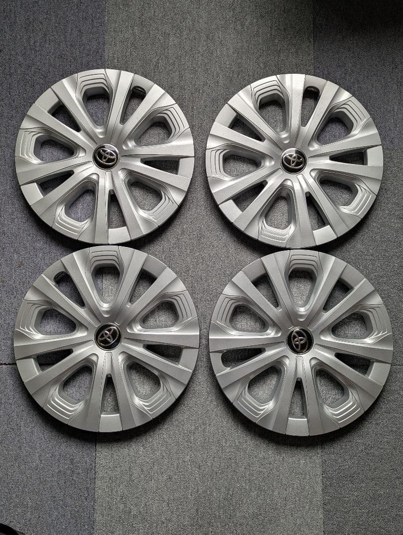 トヨタ プリウス50後期 15インチ ホイール 4枚セット