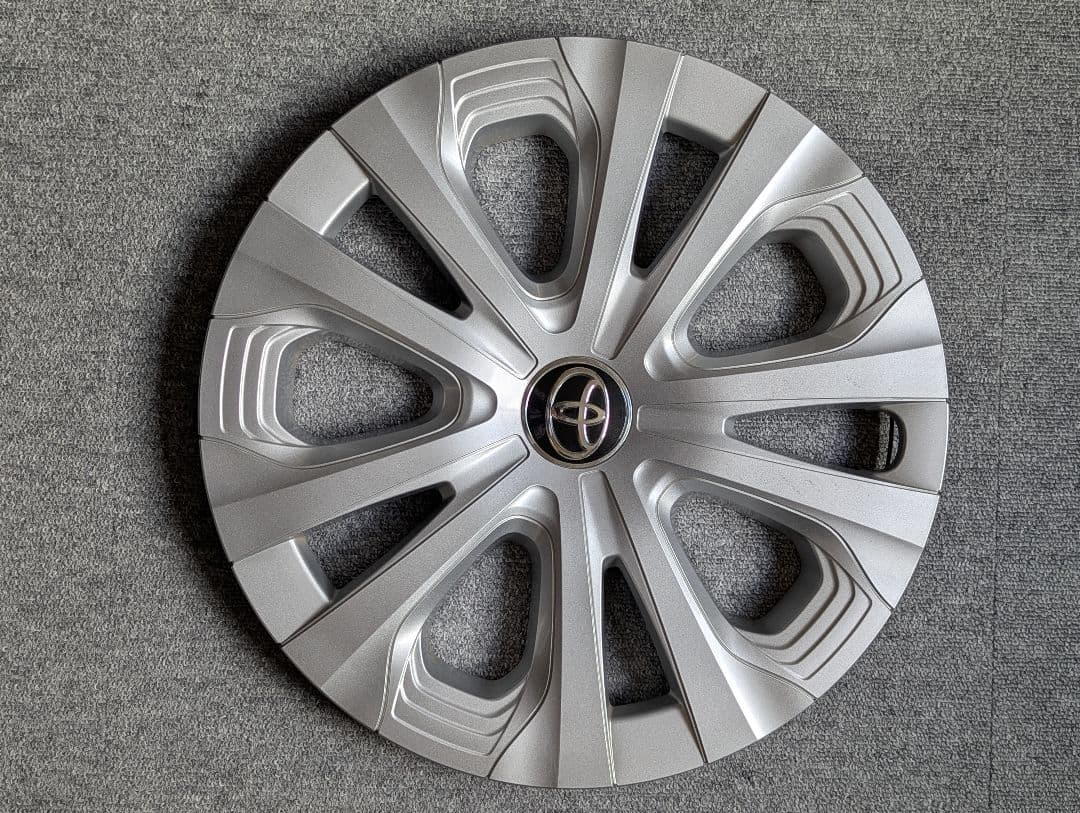 トヨタ プリウス50後期 15インチ ホイール 4枚セット