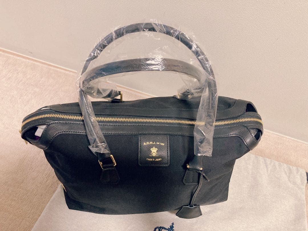ADMJ ショルダーバッグ　ロゴプレート ナイロン アクセソワ 新品未使用