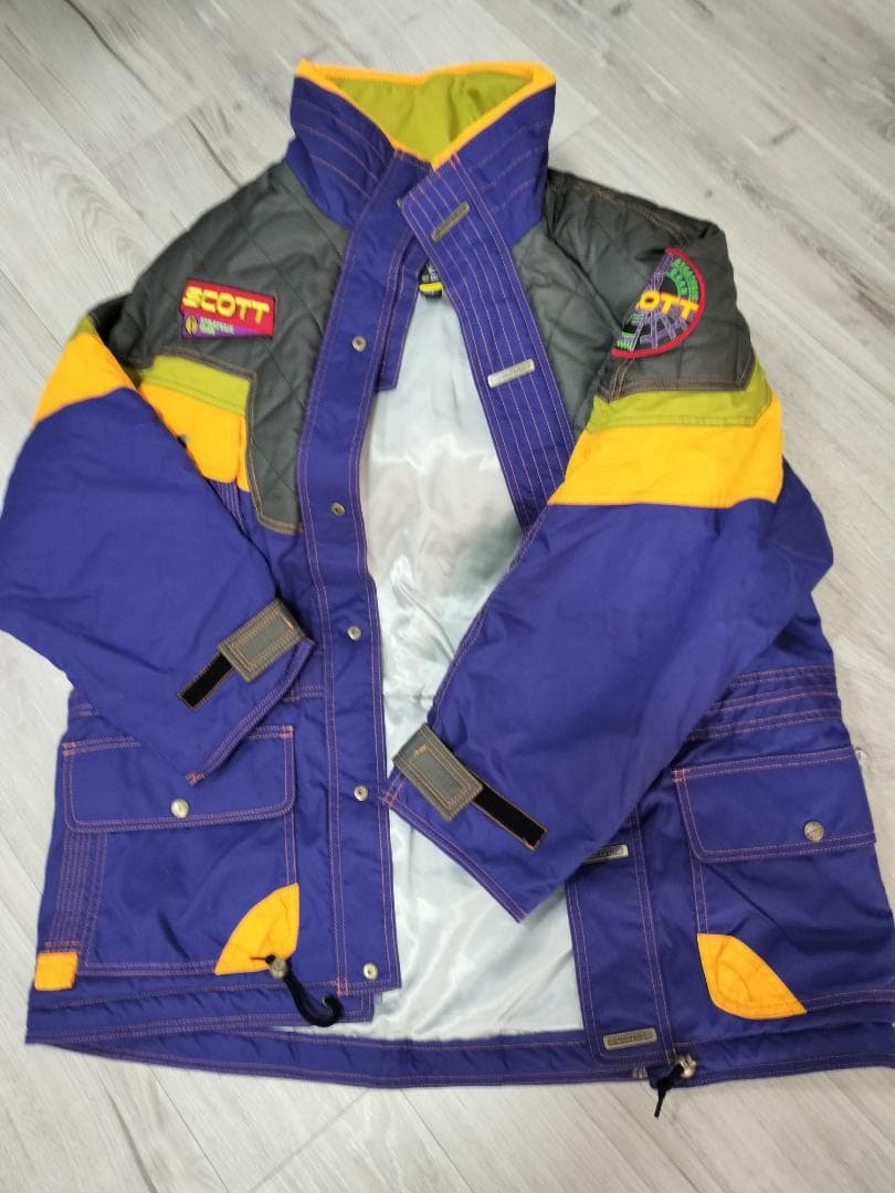【新品未使用 希少】SCOTT ゴールドウイン製　スキーウェア上下セット　 L