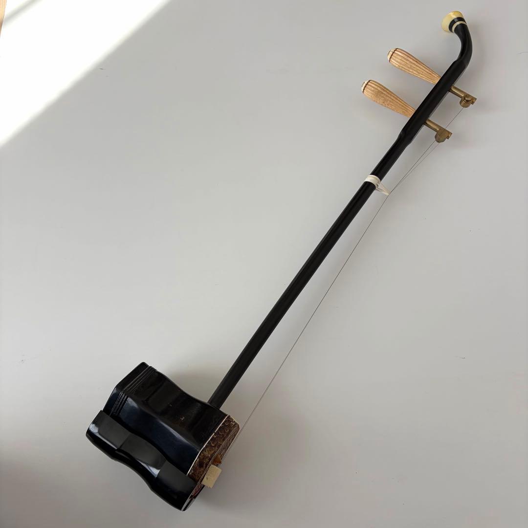 【ケース付】敦煌牌 DUNHUANG 二胡 蛇革張り弓 弦付