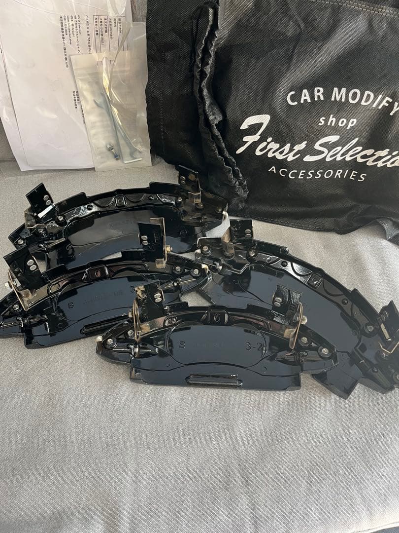 ファーストセレクション 金属製 キャリパーカバー 220クラウン RSアドバンス