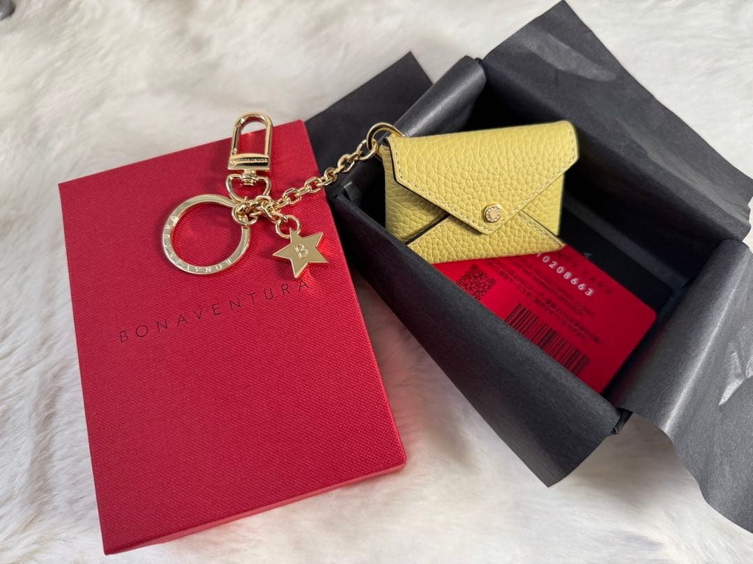 BONAVENTURA スターチェーンキーホルダー　シュリンクレザー