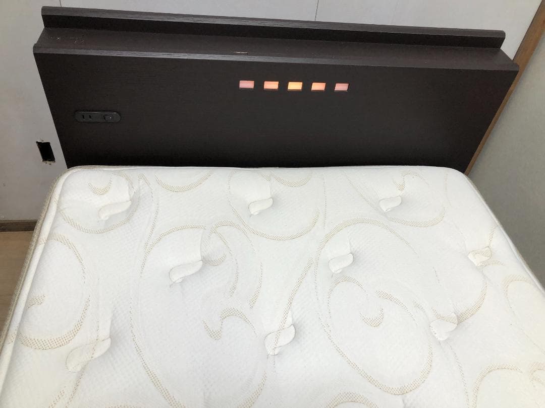 Simmons Beautyrest Premium ベッドセット 250123