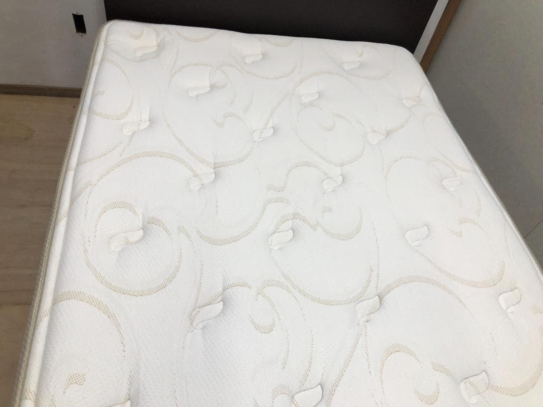 Simmons Beautyrest Premium ベッドセット 250123