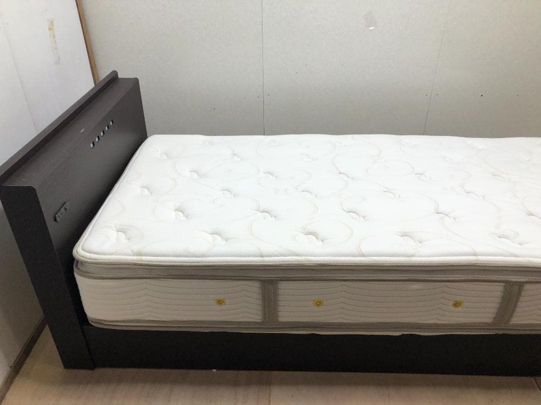 Simmons Beautyrest Premium ベッドセット 250123