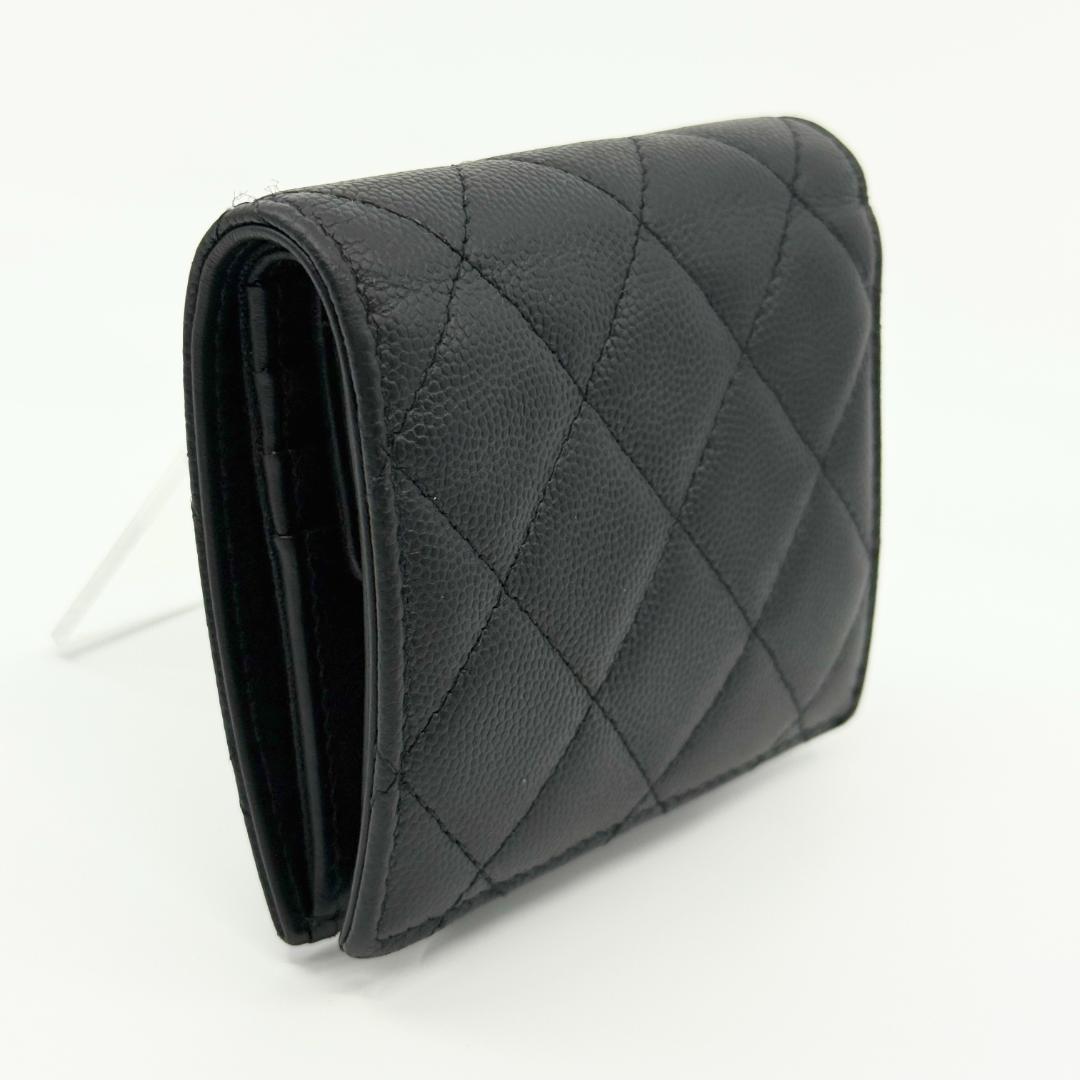 美品　新型　CHANEL シャネル　マトラッセ　ラインストーン　二つ折り財布