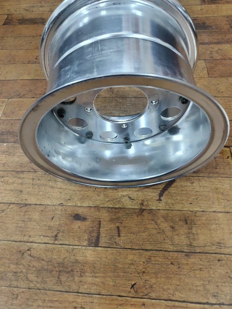 Gクラフト　８インチ5.5Jワイドホイール　８穴タイプ　シルバー