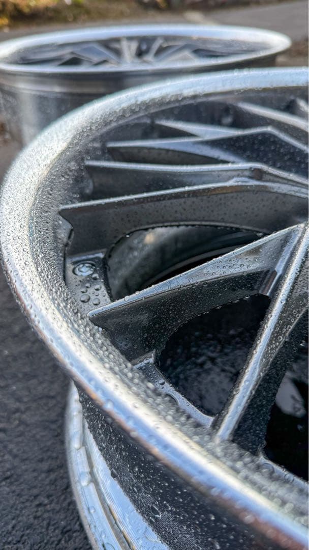 WARK　SCHWERT BRUNNEN ワーク シュヴァート20インチ8.5j