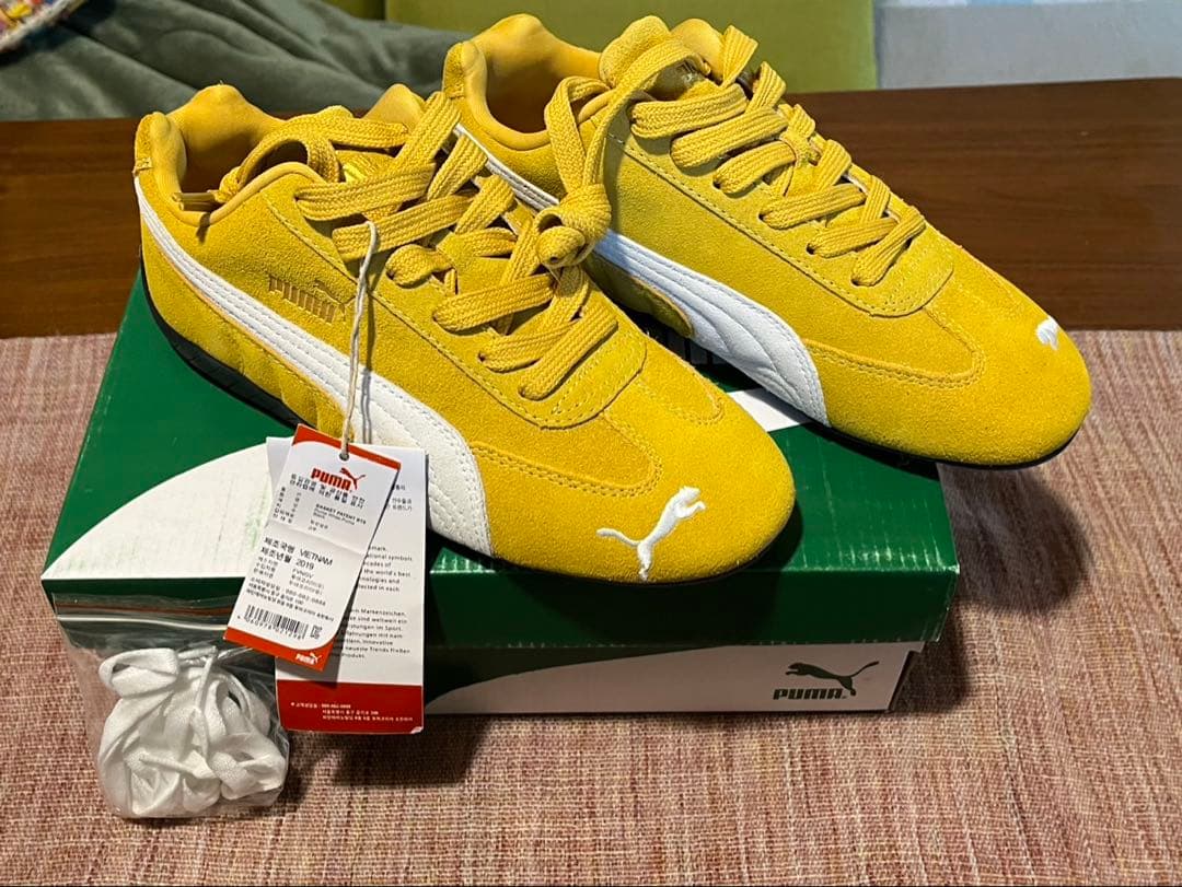 PUMA イエロー スエード スニーカー