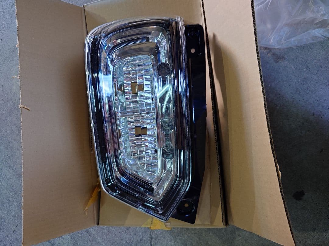 ワゴンR　MH55S MH35S 左テールランプ　新品