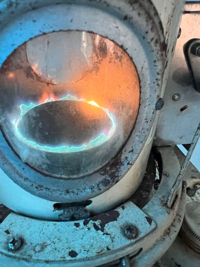 アラジン ブルーフレーム 灯油ヒーター、おそらくモデル BF3912 最終価格