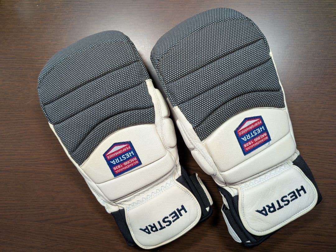 HESTRA ミトン グローブ ホワイト/グレー