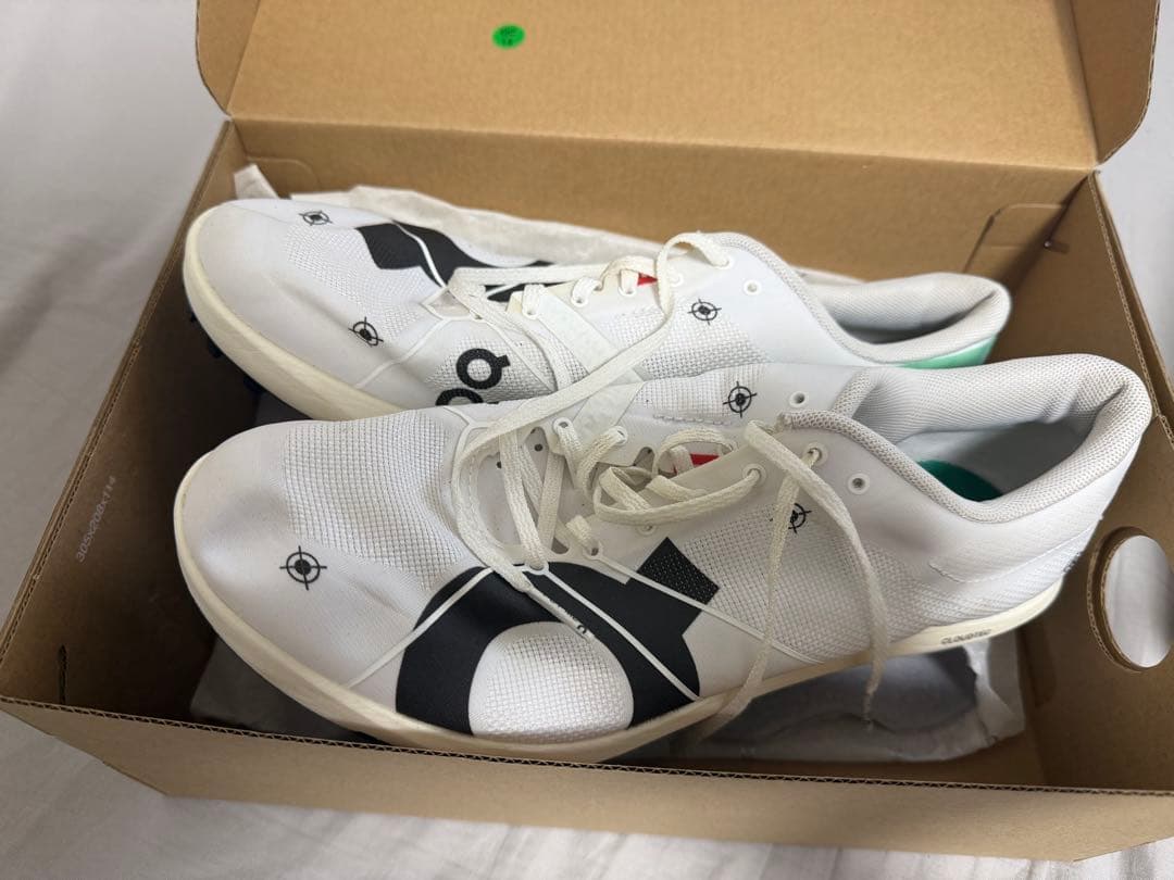 オン　On スパイク25cm