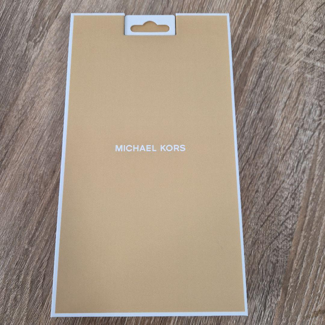 iPhone17 マイケルコース ブックタイプwith タッセルチャーム