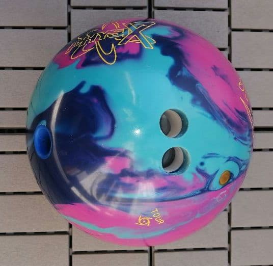 STORM　フィジックスツアー　ボウリングボール　13ポンド