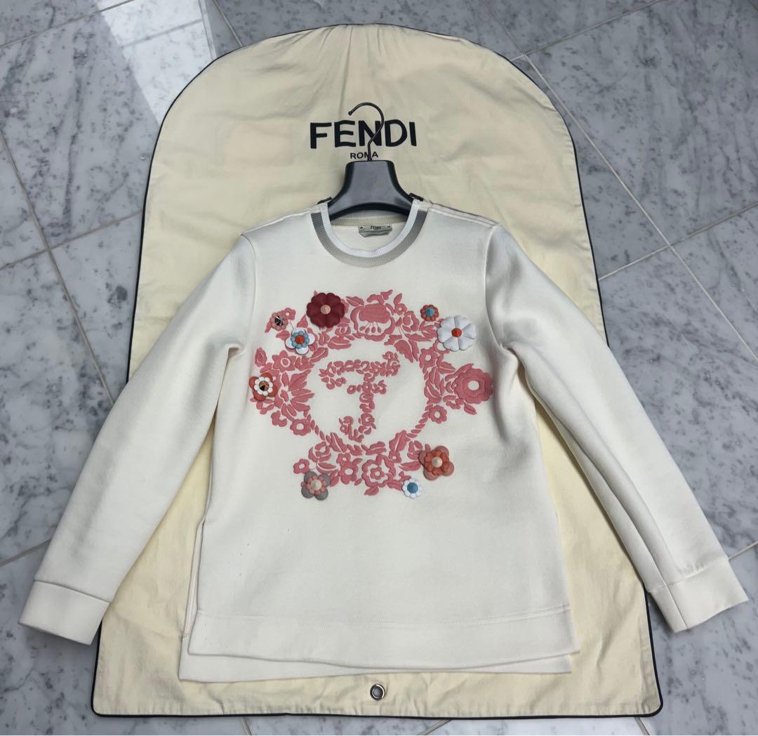 FENDI トップス　トレーナー　スウェットシャツ　アイボリー 花柄　サイズ38