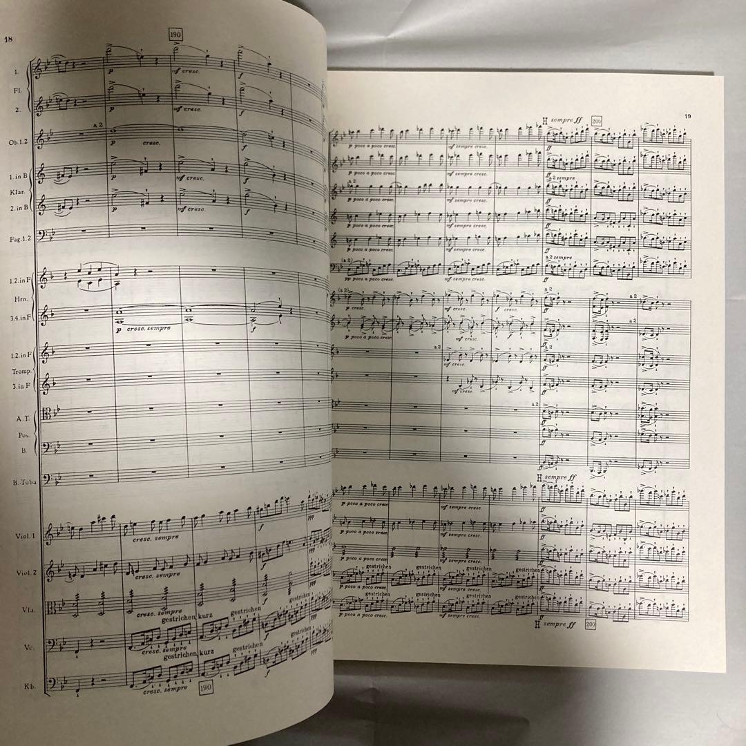 KALMUS カルマス　ブルックナー交響曲第5番フルスコア　ロバート・ハース