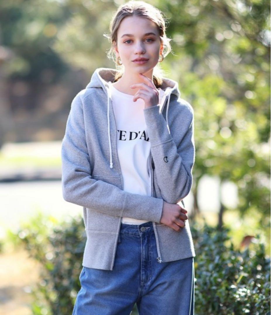 DRESSTERIOR グレー パーカー サイズ03 ドレステリア