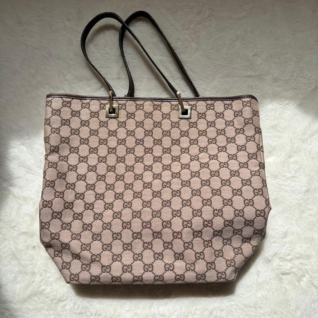 GUCCI GGパターンショルダーバッグ