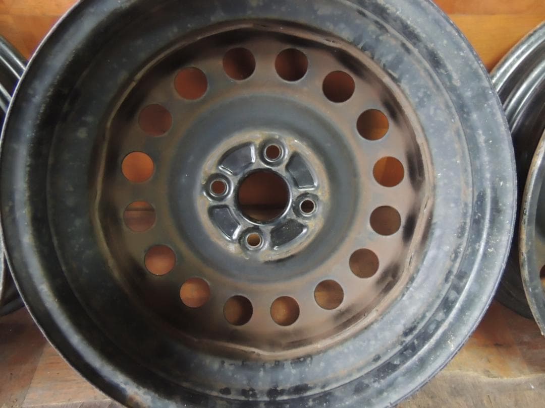 T786　15×5J　スチールホイール　PCD100　4穴　ET約40　自家塗装