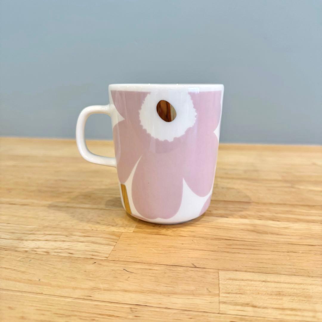 【新品未使用】マリメッコ　マグカップ・プレートセット　ライトピンク　ゴールド