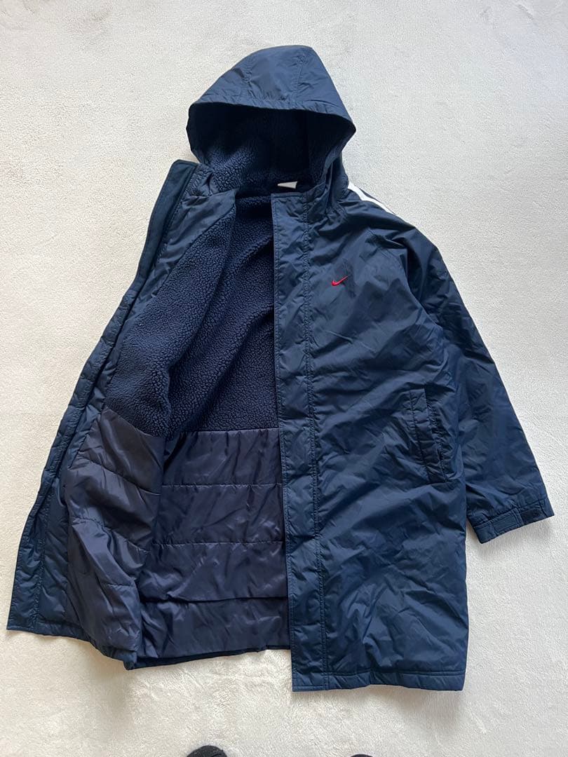 NIKE ナイキ 160㎝ ベンチコート 裏ボア 紺ネイビー 赤レッド 刺繍ロゴ