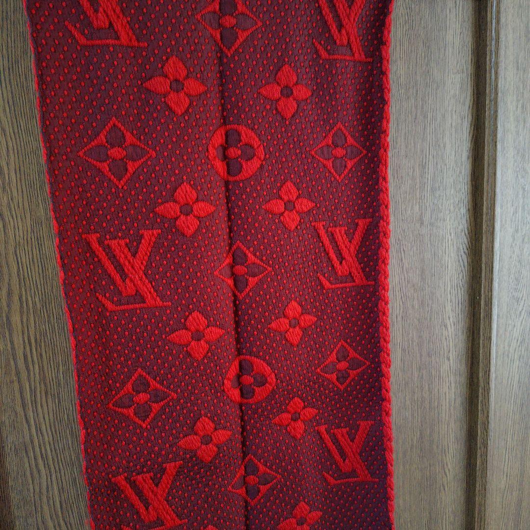 ルイ・ヴィトン 赤 マフラー フリンジ付き