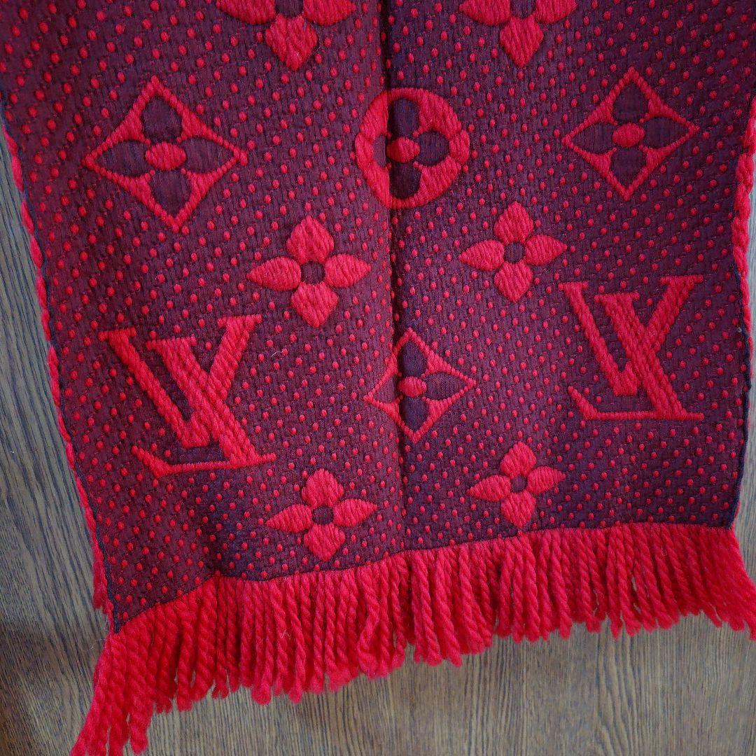 ルイ・ヴィトン 赤 マフラー フリンジ付き