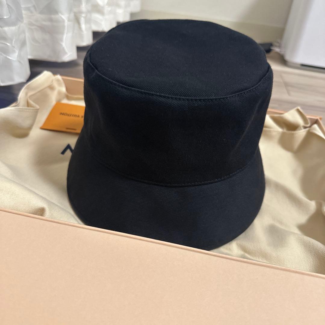 ルイヴィトン モノグラム バケットハット M7054M ブラック 正規品 箱付き