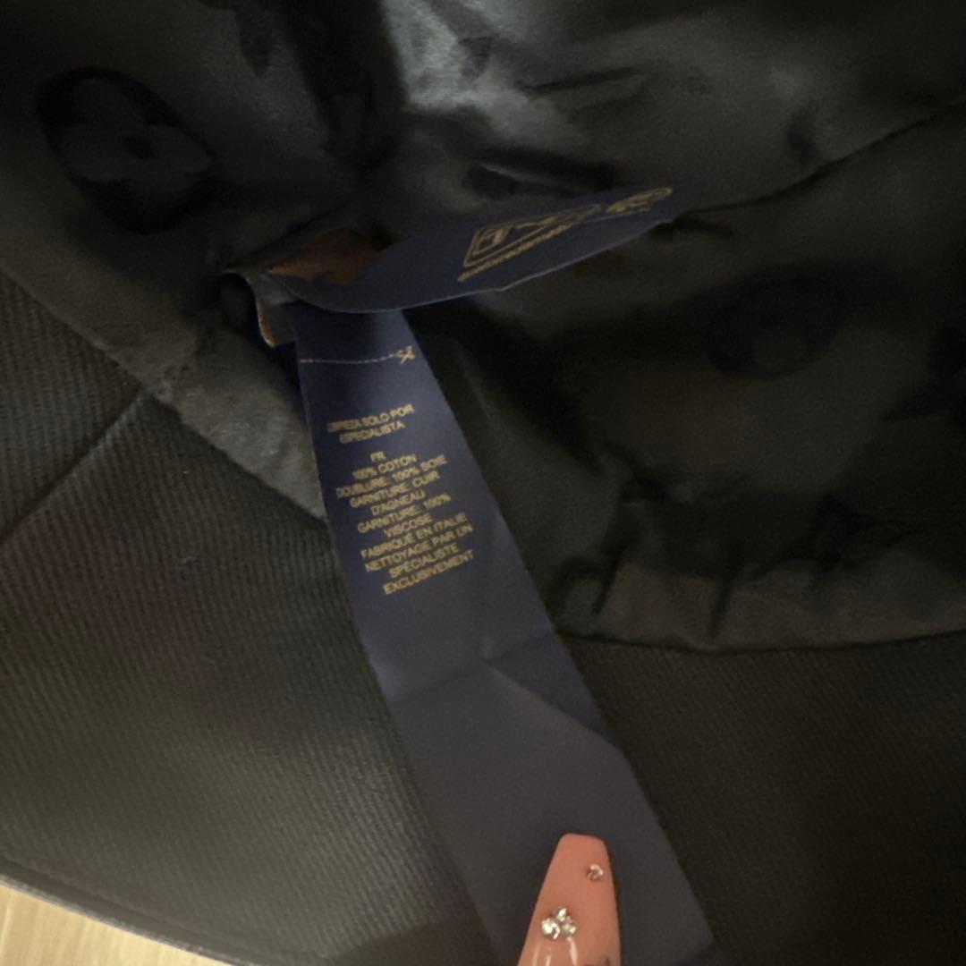 ルイヴィトン モノグラム バケットハット M7054M ブラック 正規品 箱付き