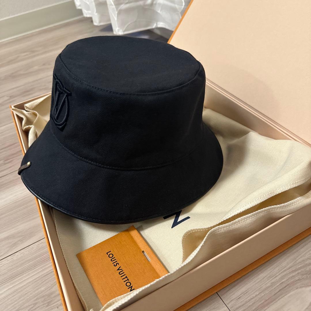 ルイヴィトン モノグラム バケットハット M7054M ブラック 正規品 箱付き