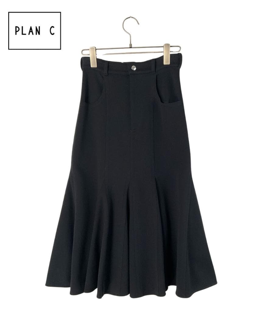 【新品】Plan C セミフレアスカート 36 定価107800円